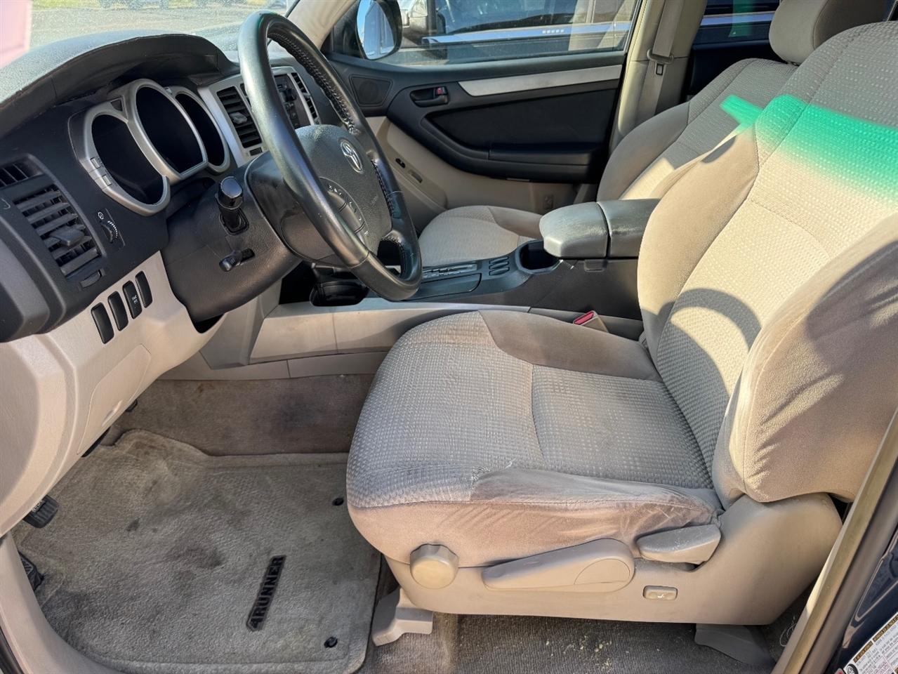 Toyota 4Runner SR5 2WD 2004