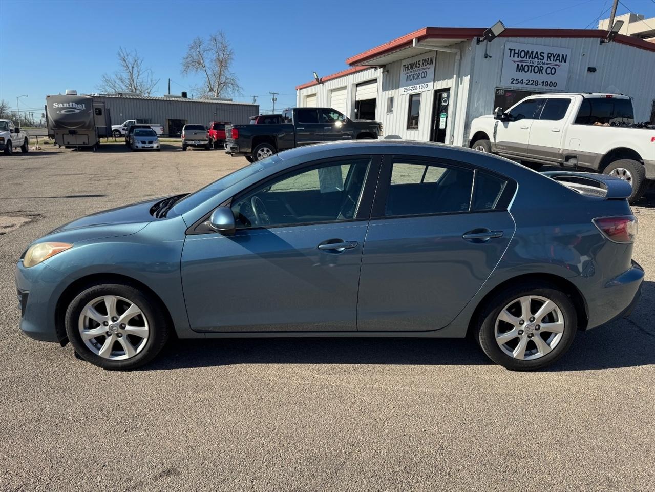 Mazda MAZDA3 i Touring 4-door 2010