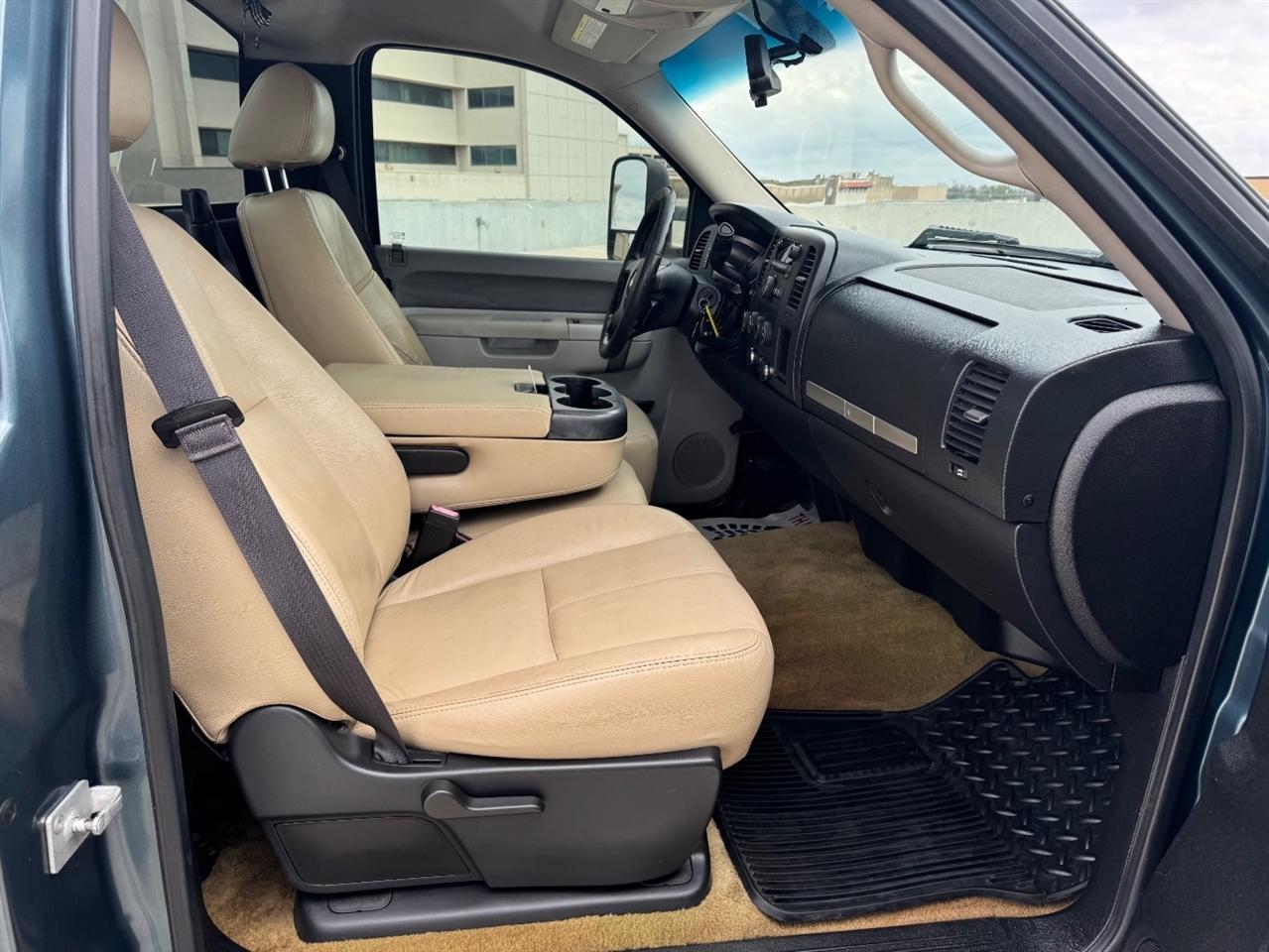 Chevrolet Silverado 2500HD LT Long Box 4WD 2014