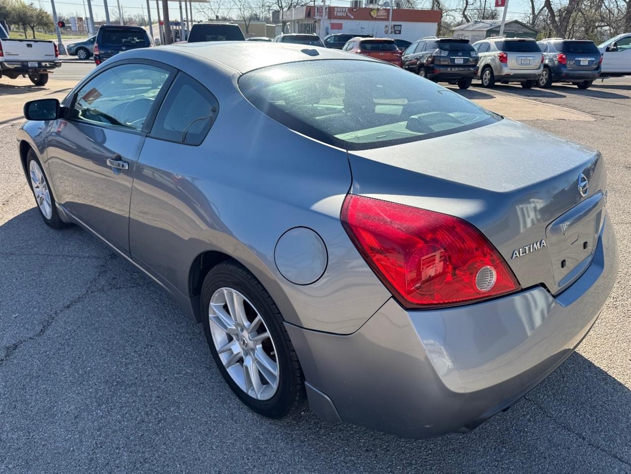 Nissan Altima 3.5 SE Coupe 2008