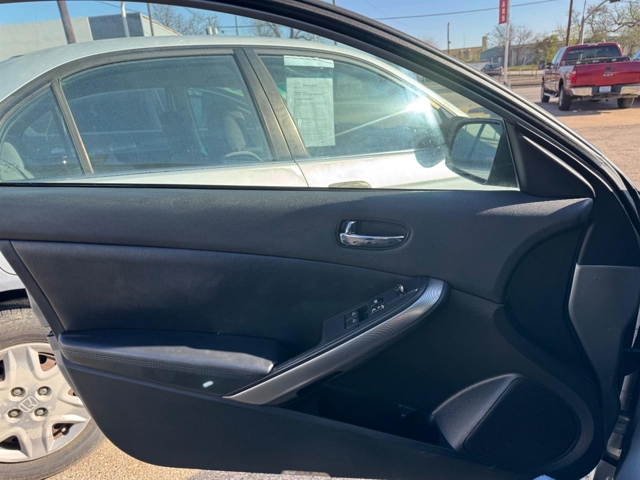 Nissan Altima 3.5 SE Coupe 2008