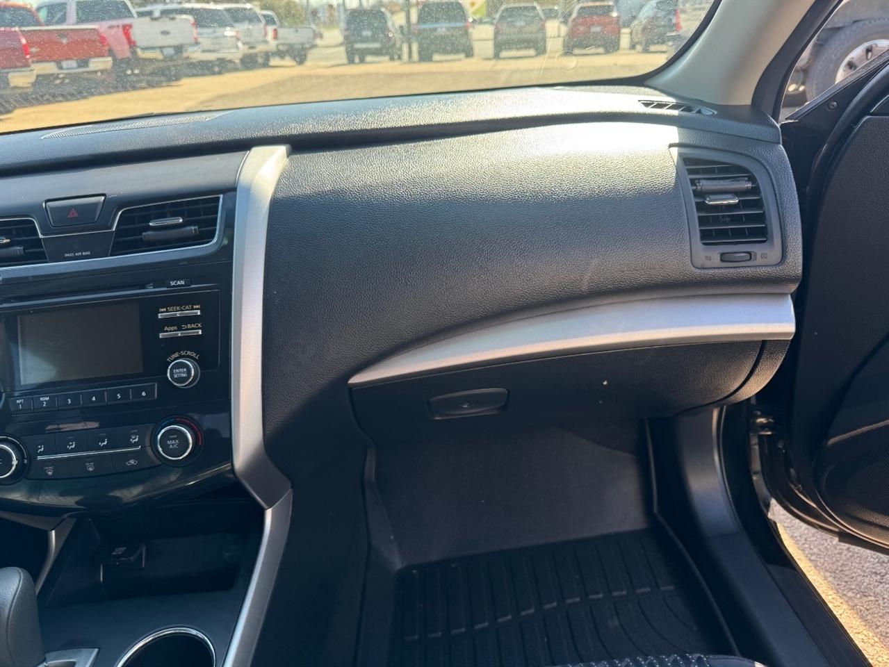 Nissan Altima 2.5 S 2015