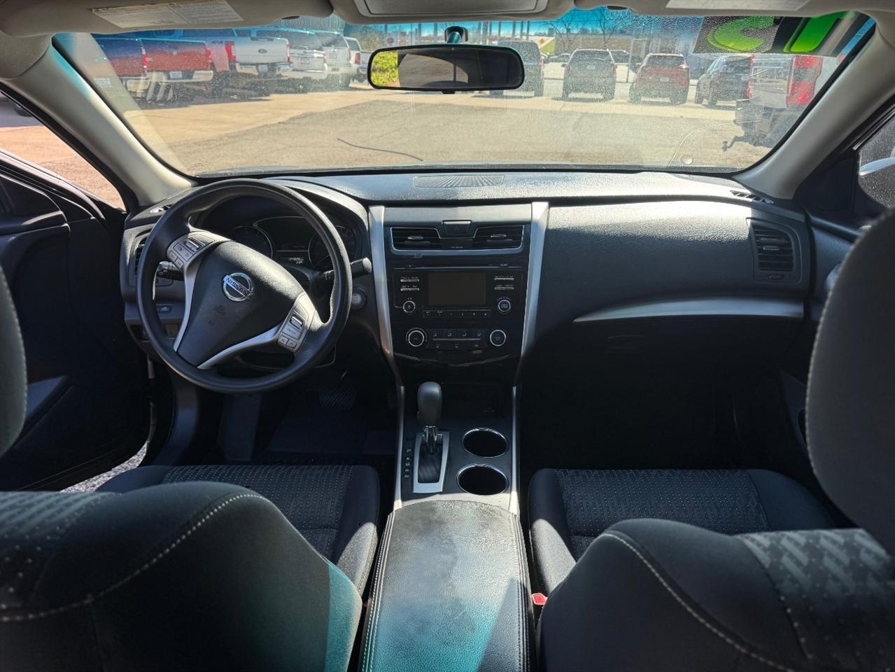 Nissan Altima 2.5 S 2015