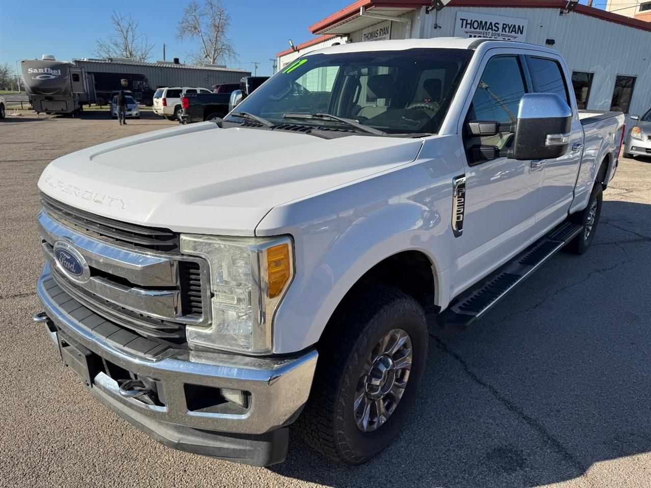 2017 Ford F-250 SD XLT Crew Cab 4WD
