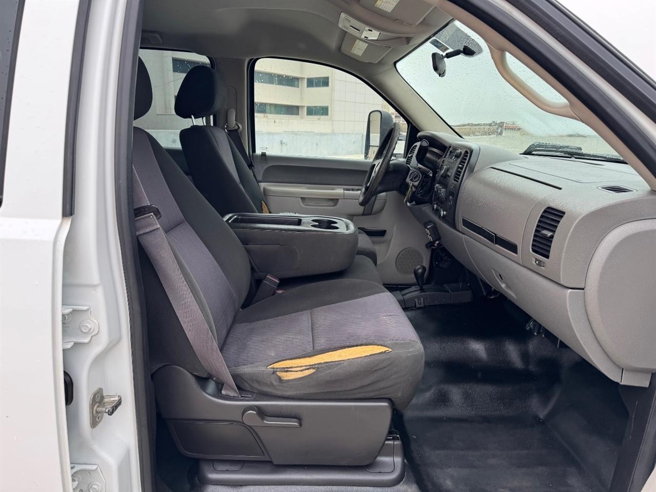 Chevrolet Silverado 3500HD Work Truck Crew Cab 4WD 2014