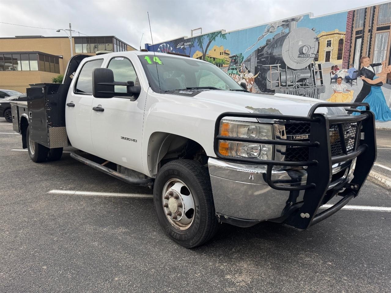 Chevrolet Silverado 3500HD Work Truck Crew Cab 4WD 2014