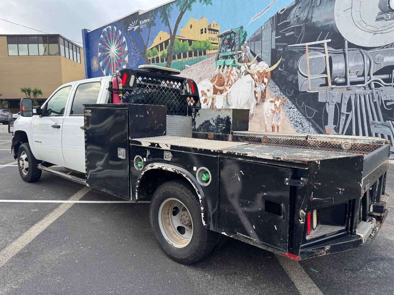 Chevrolet Silverado 3500HD Work Truck Crew Cab 4WD 2014