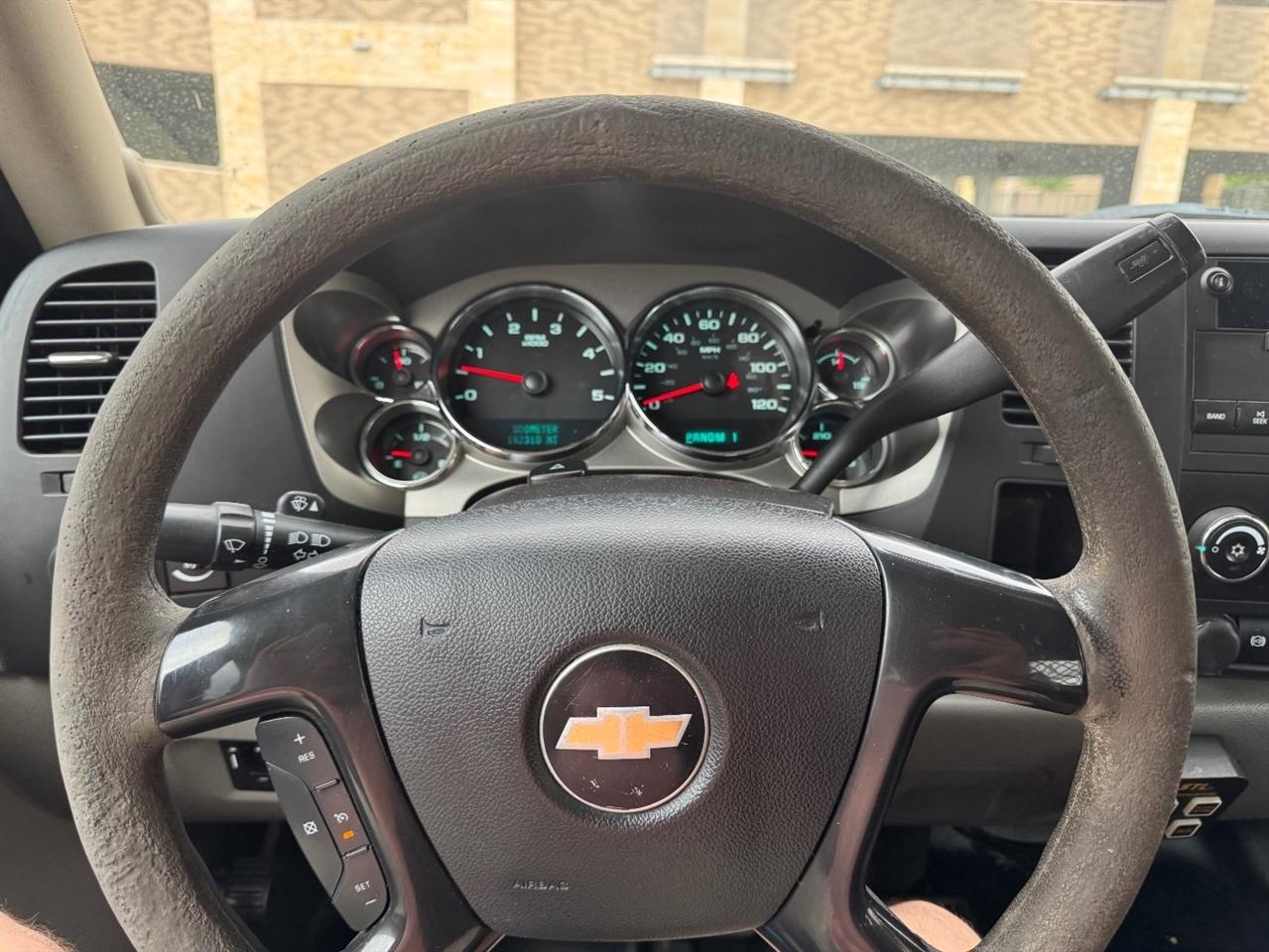 Chevrolet Silverado 3500HD Work Truck Crew Cab 4WD 2014