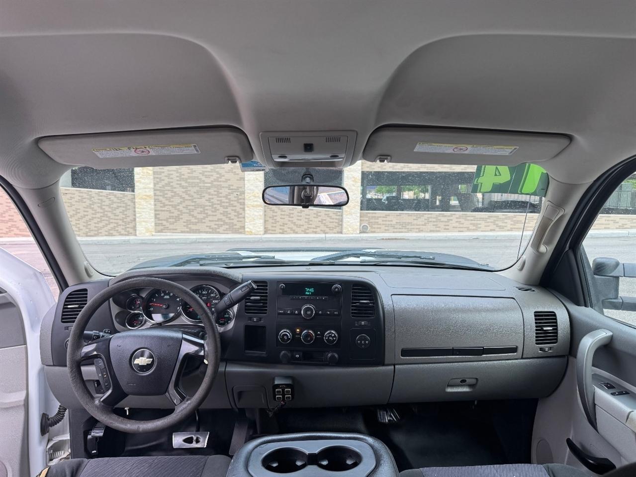 Chevrolet Silverado 3500HD Work Truck Crew Cab 4WD 2014