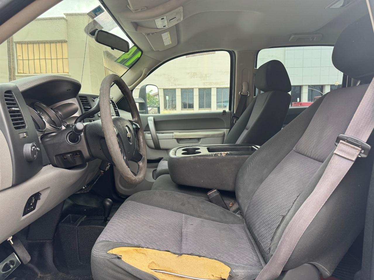 Chevrolet Silverado 3500HD Work Truck Crew Cab 4WD 2014