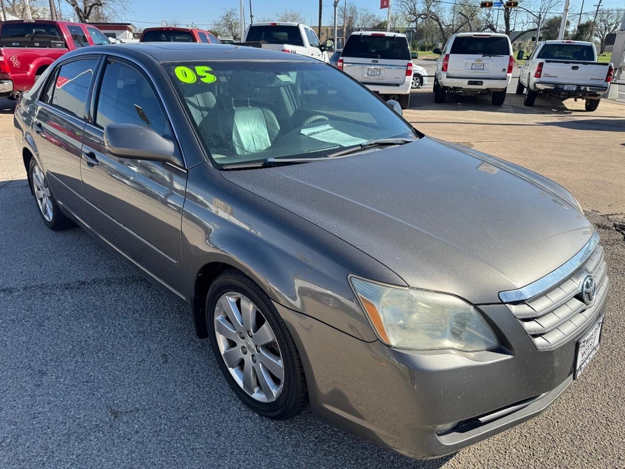 Toyota Avalon XLS 2005