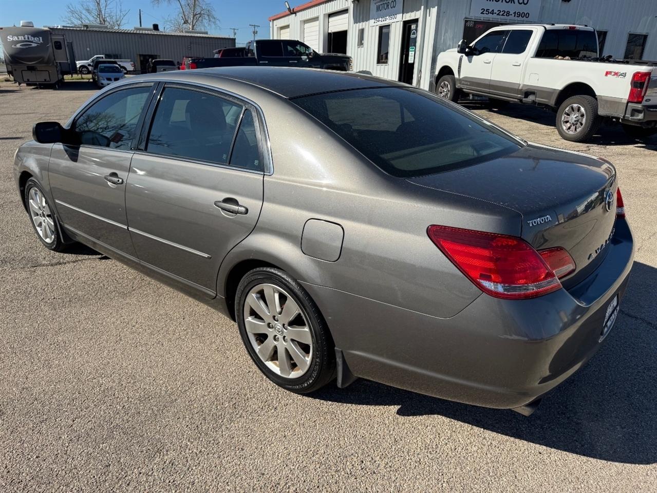 Toyota Avalon XLS 2005