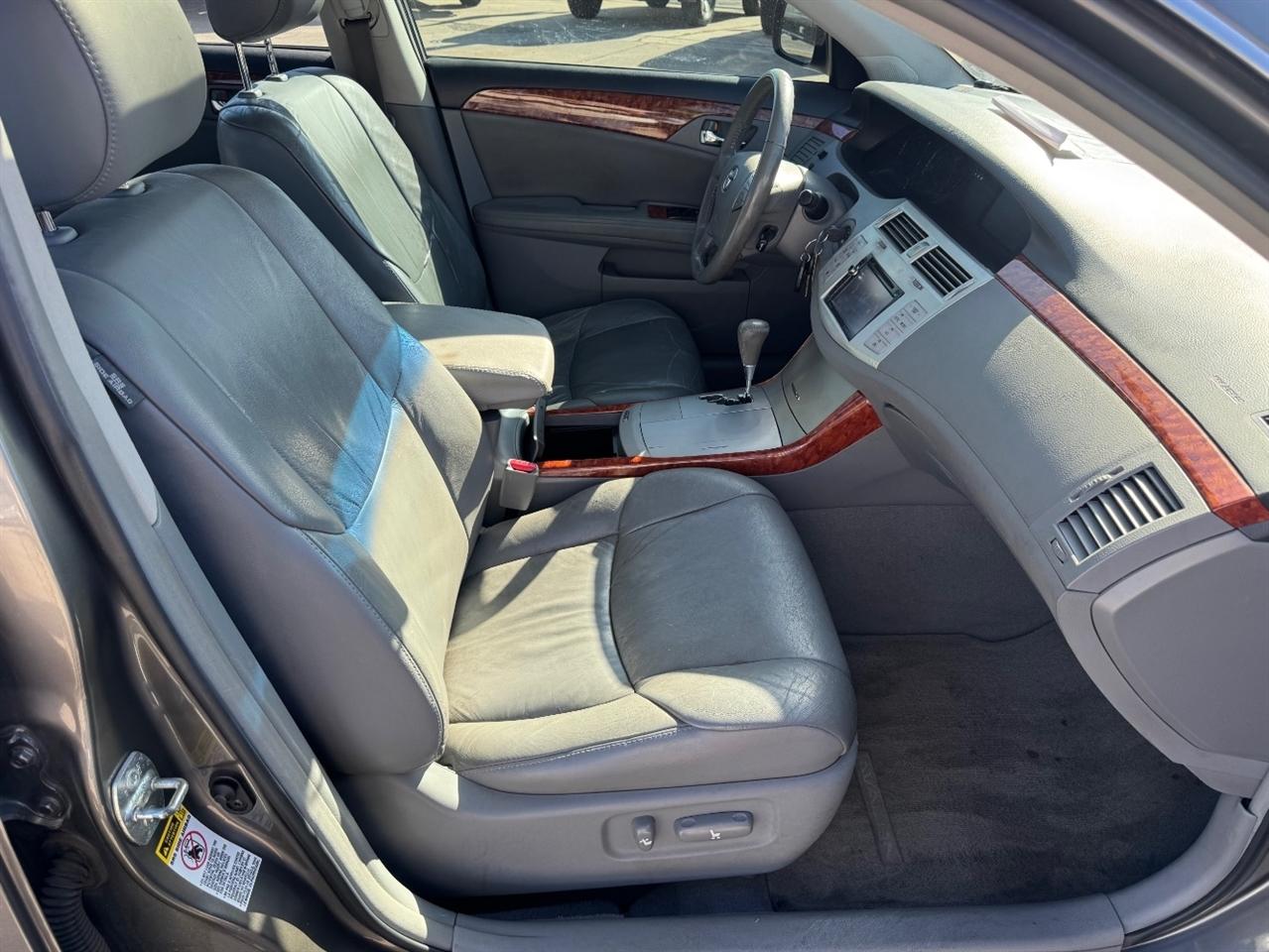 Toyota Avalon XLS 2005