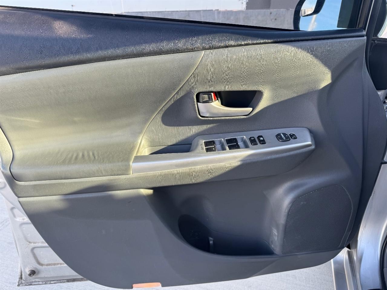 Toyota Prius V Three 2013