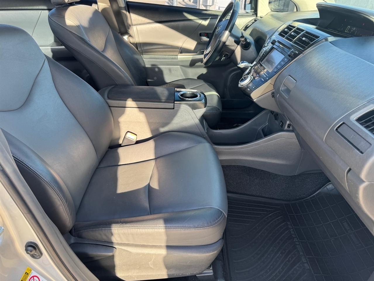 Toyota Prius V Three 2013