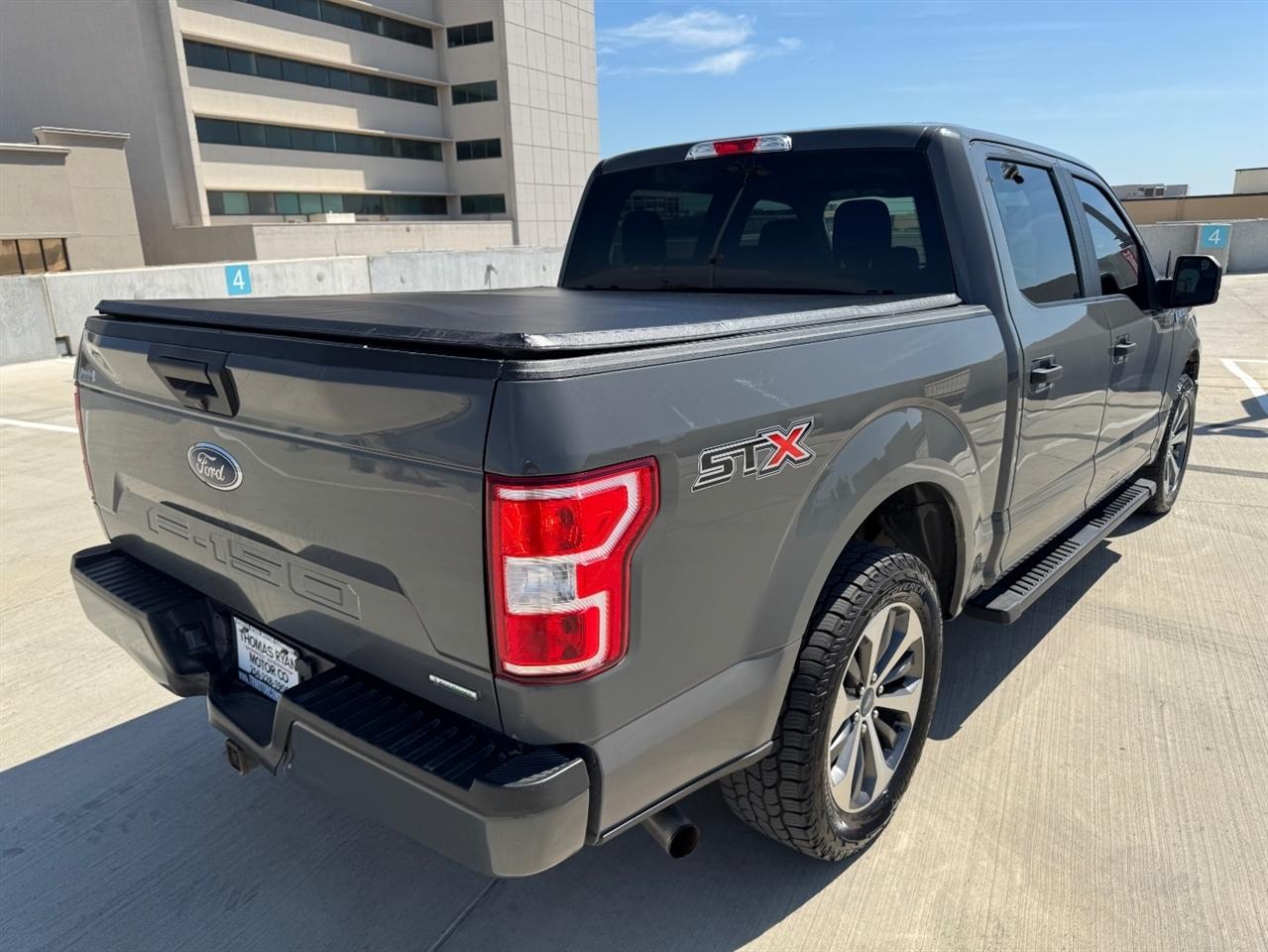 View vehicle photo 6