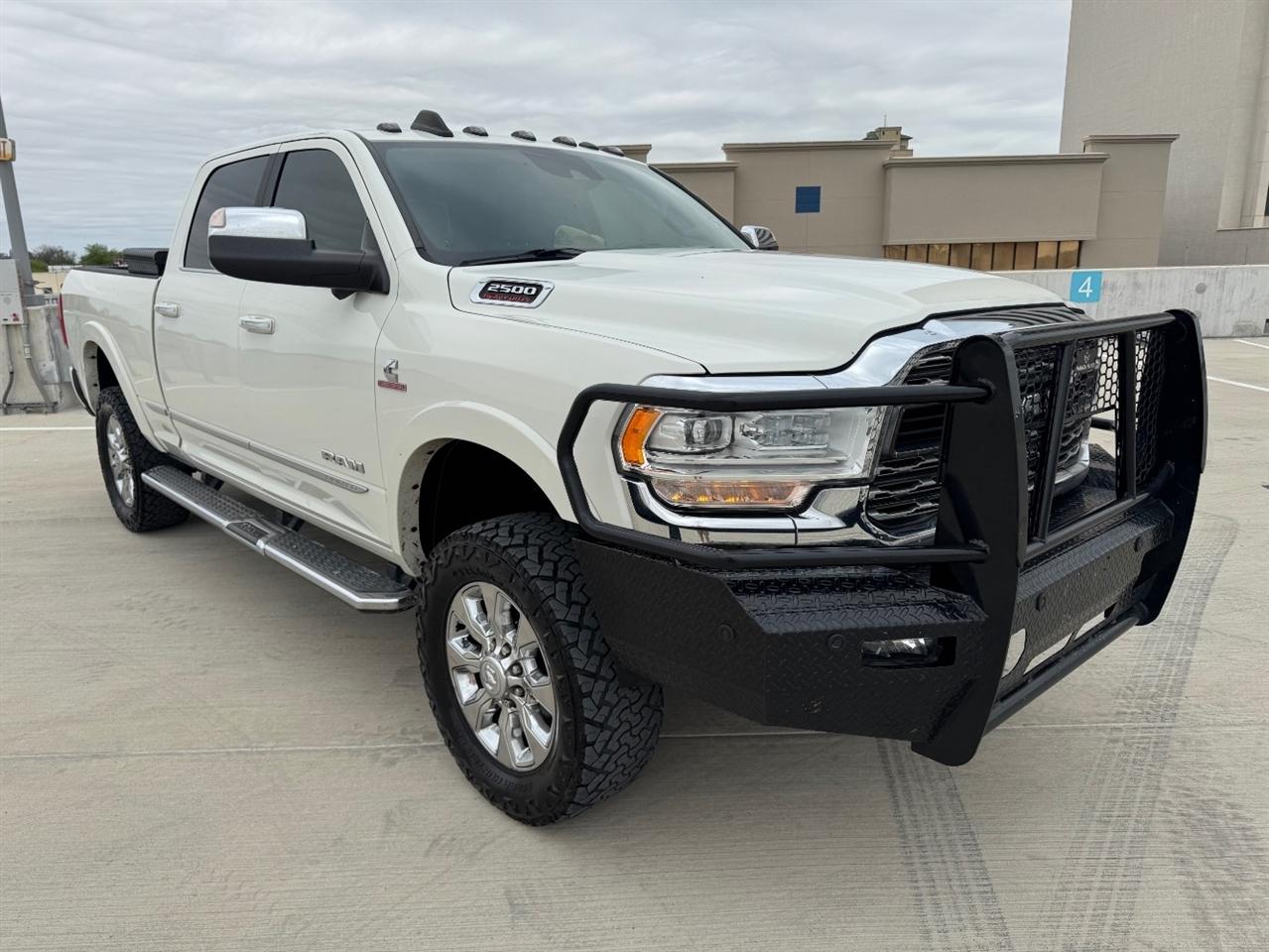 RAM 2500 Limited Crew Cab SWB 4WD 2020