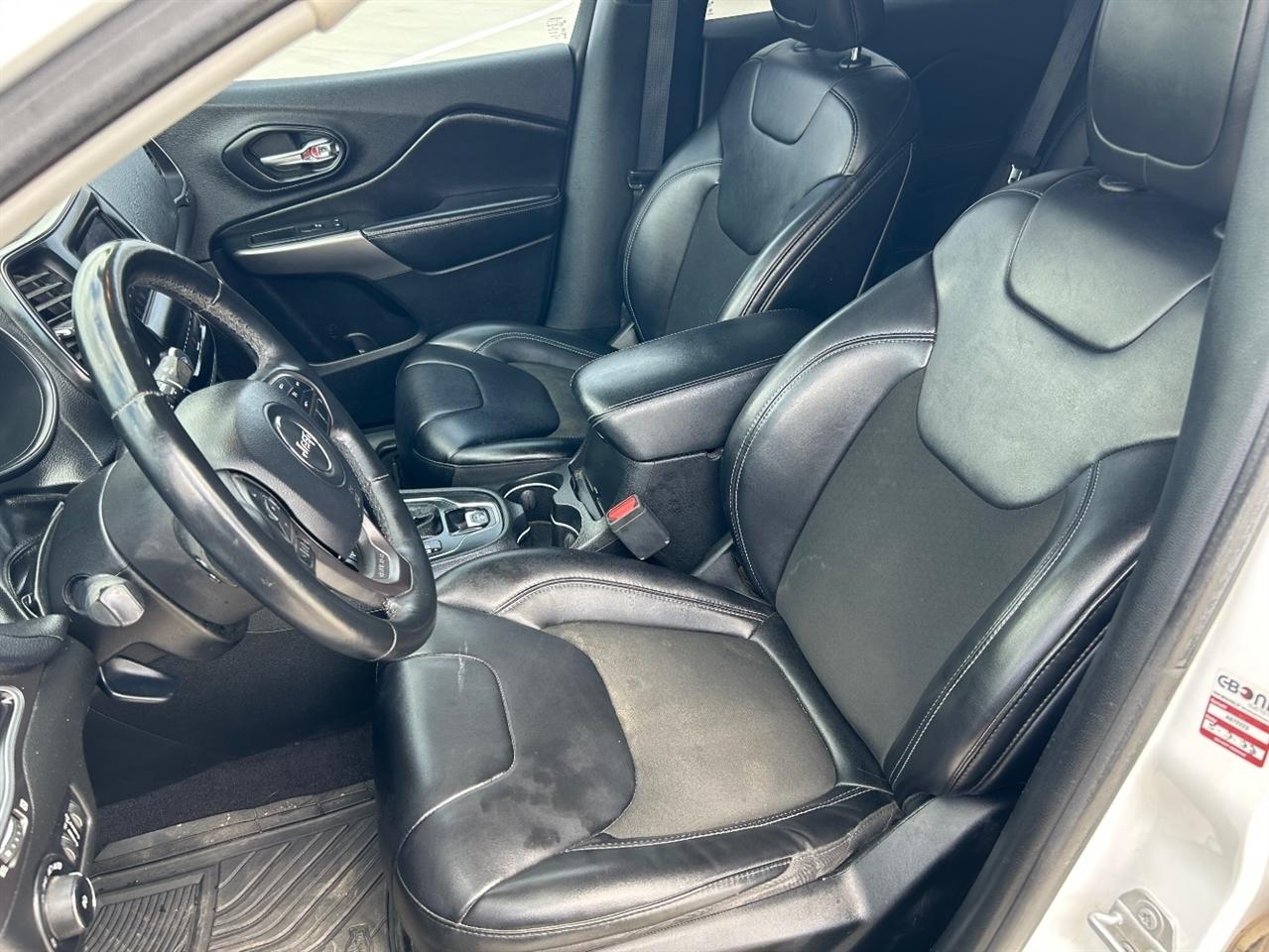 Jeep Cherokee Latitude Plus FWD 2019