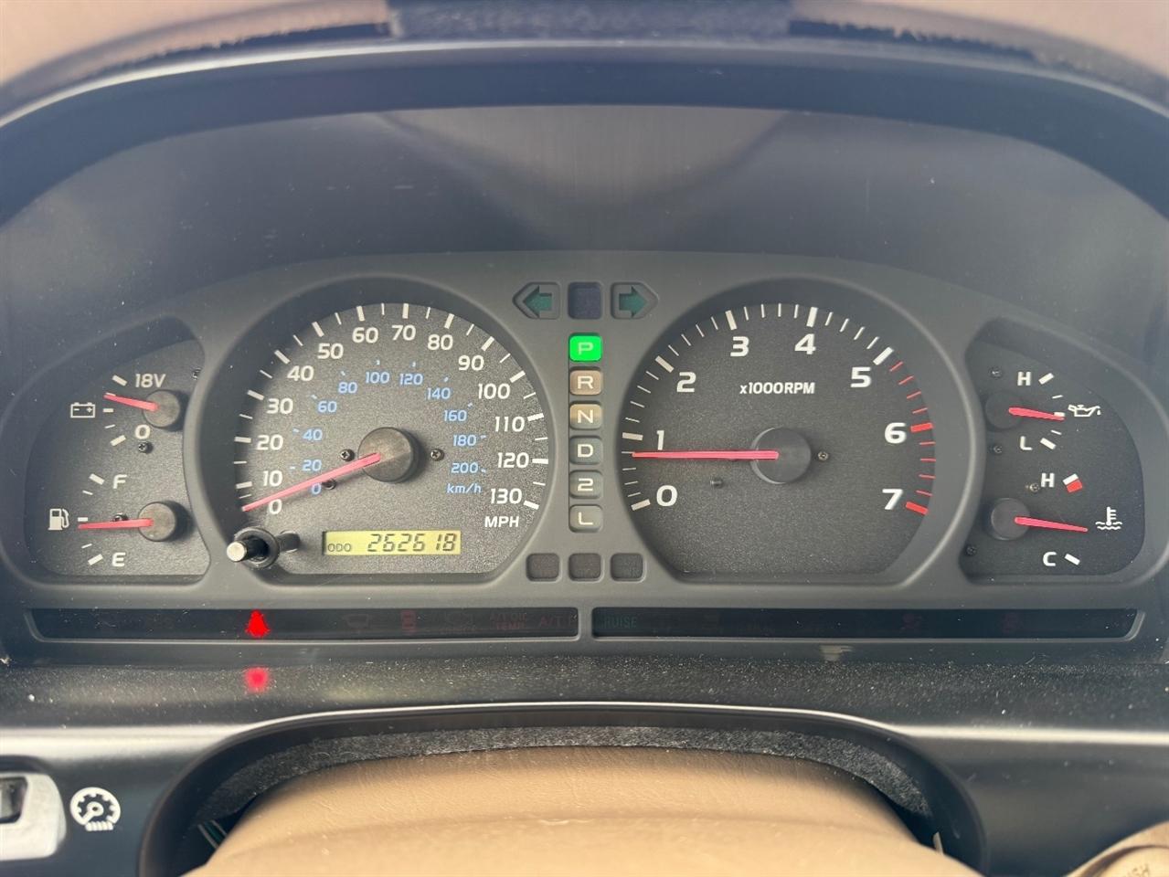 Toyota Land Cruiser 4WD 2000