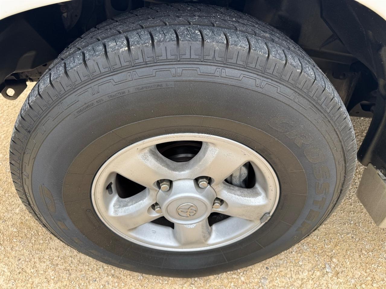 Toyota Land Cruiser 4WD 2000