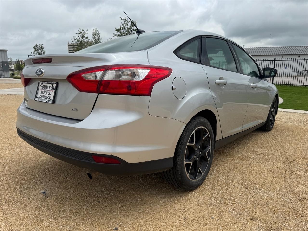 Ford Focus SE Sedan 2013