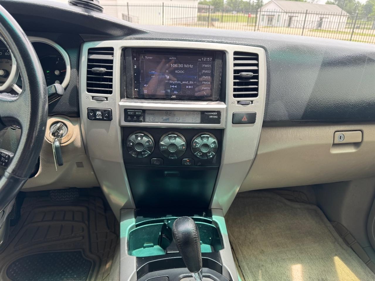 Toyota 4Runner SR5 V6 2WD 2005