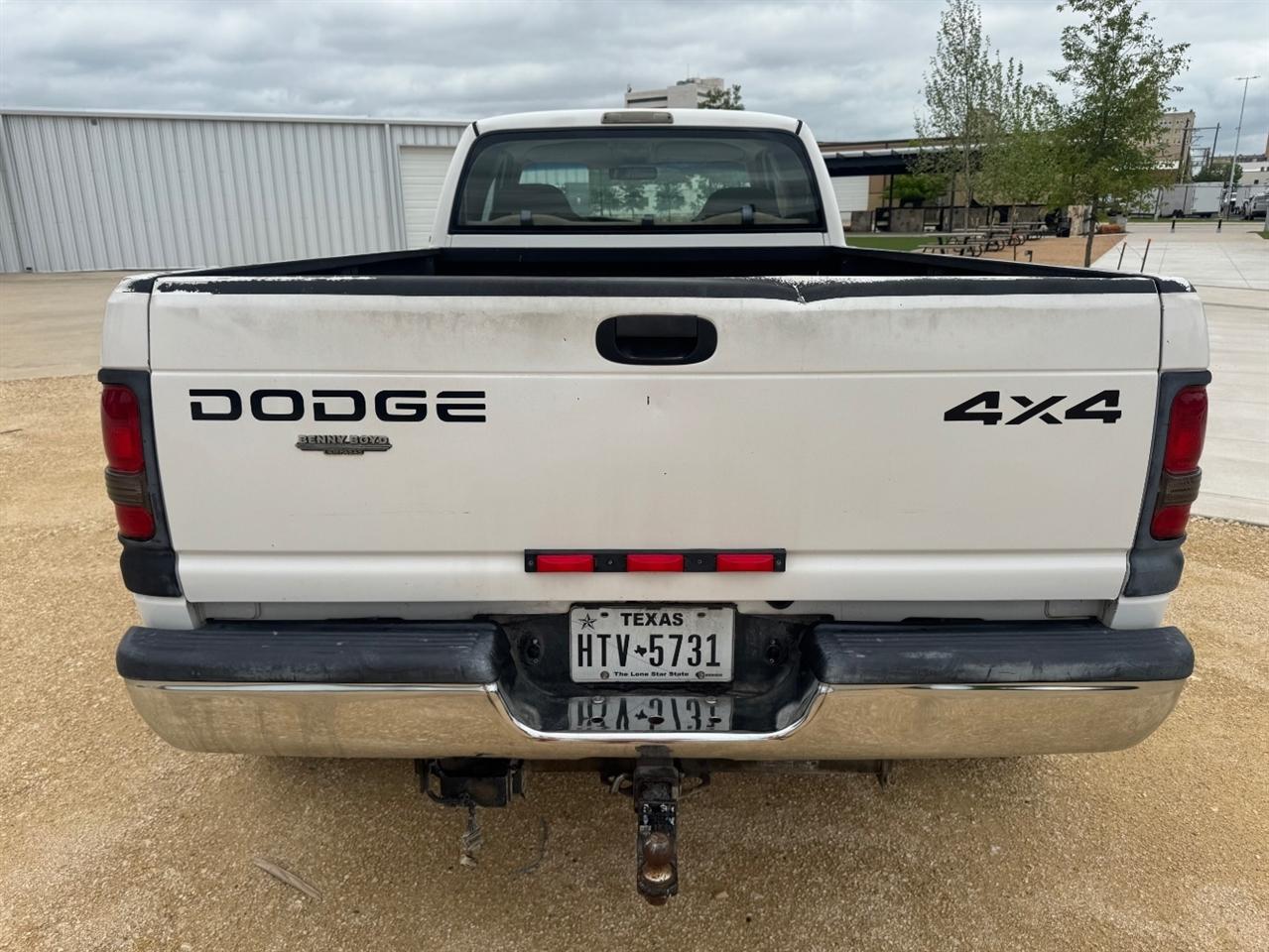 Dodge Ram 3500 ST Quad Cab 4WD 2002