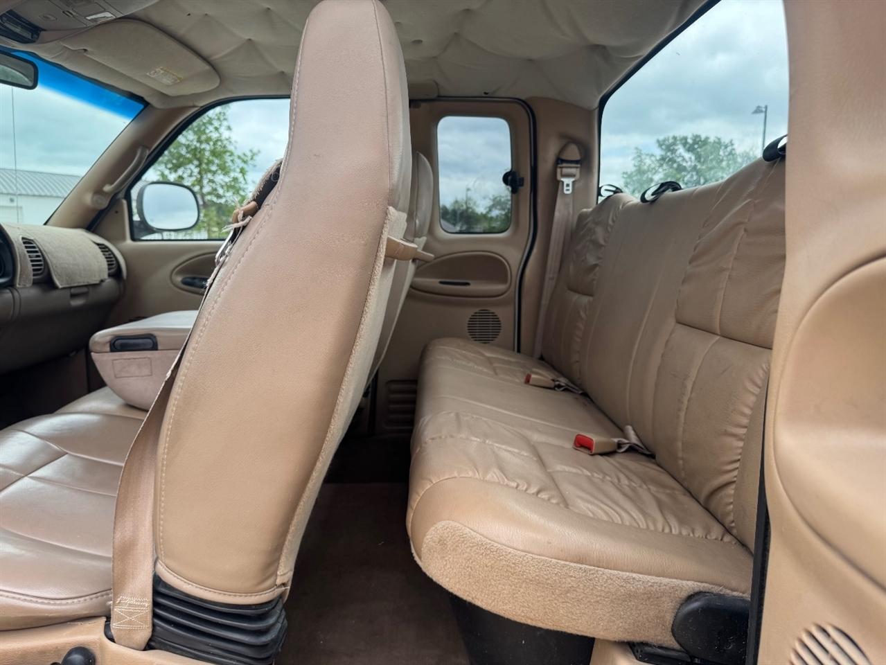 Dodge Ram 3500 ST Quad Cab 4WD 2002