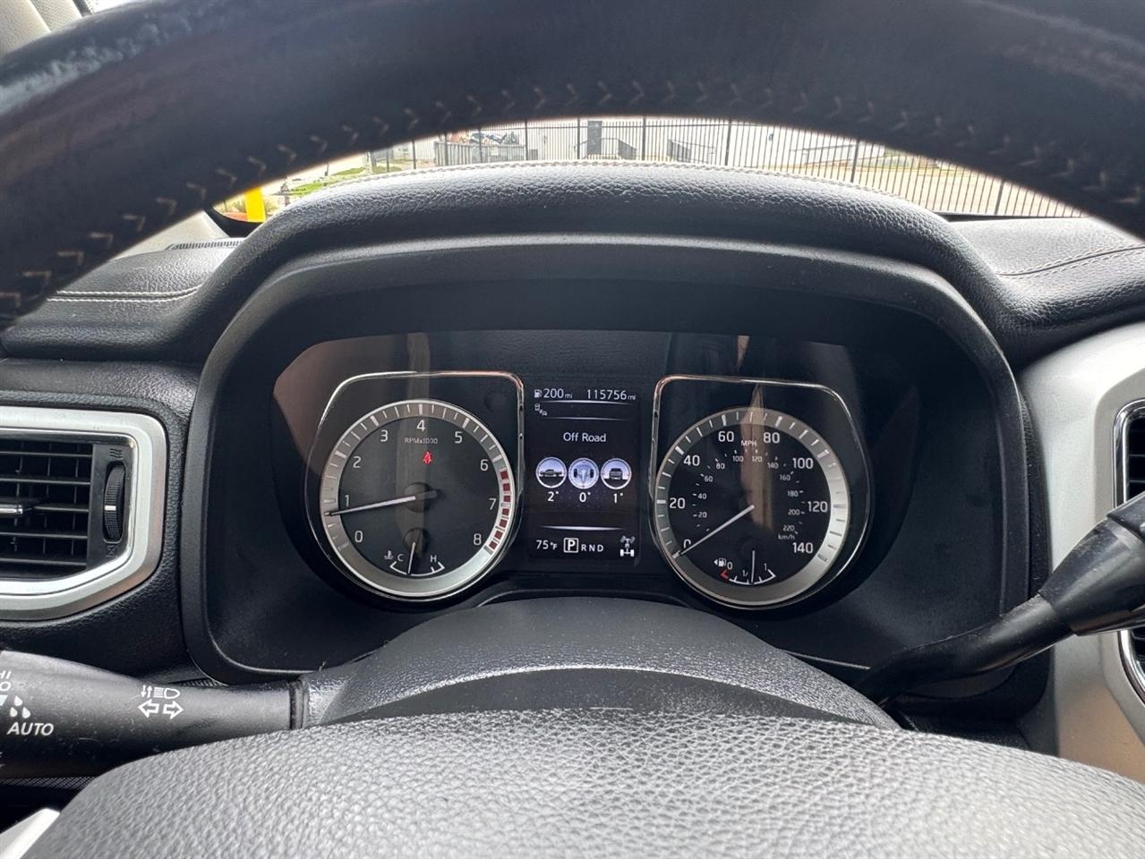 Nissan Titan PRO-4X Crew Cab 4WD 2018