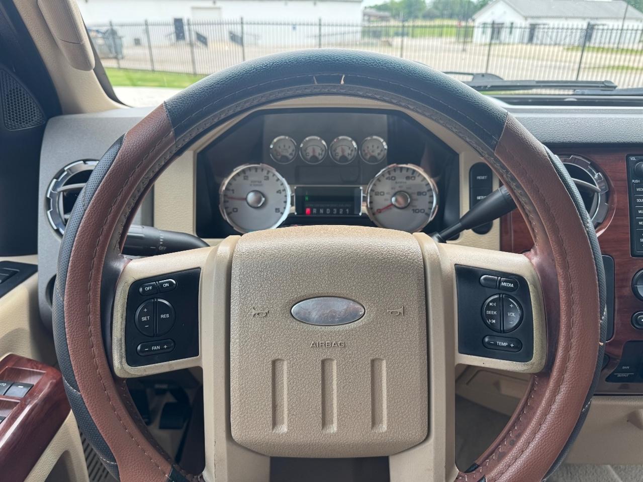 Ford F-250 SD XLT Crew Cab 4WD 2008