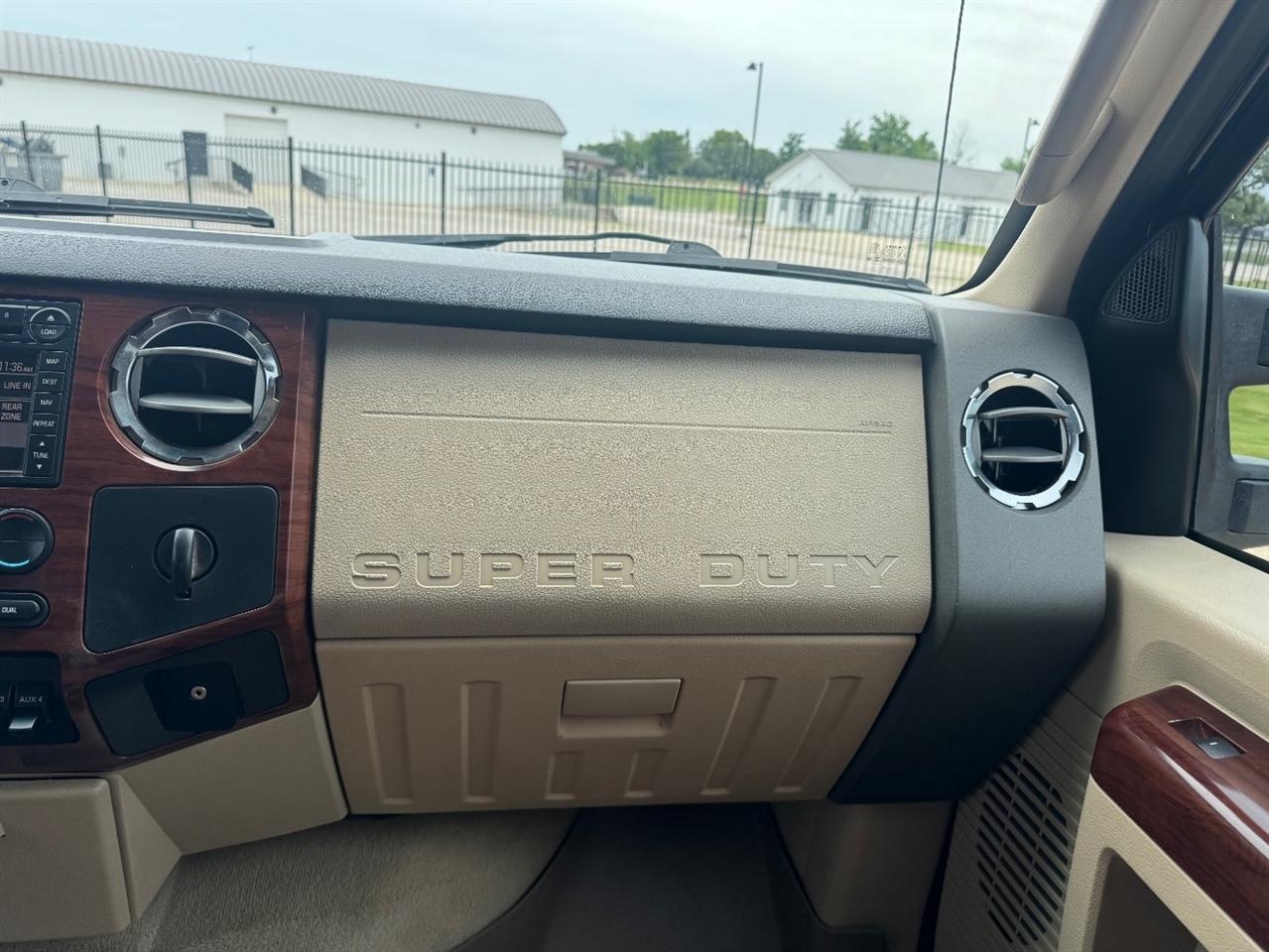 Ford F-250 SD XLT Crew Cab 4WD 2008