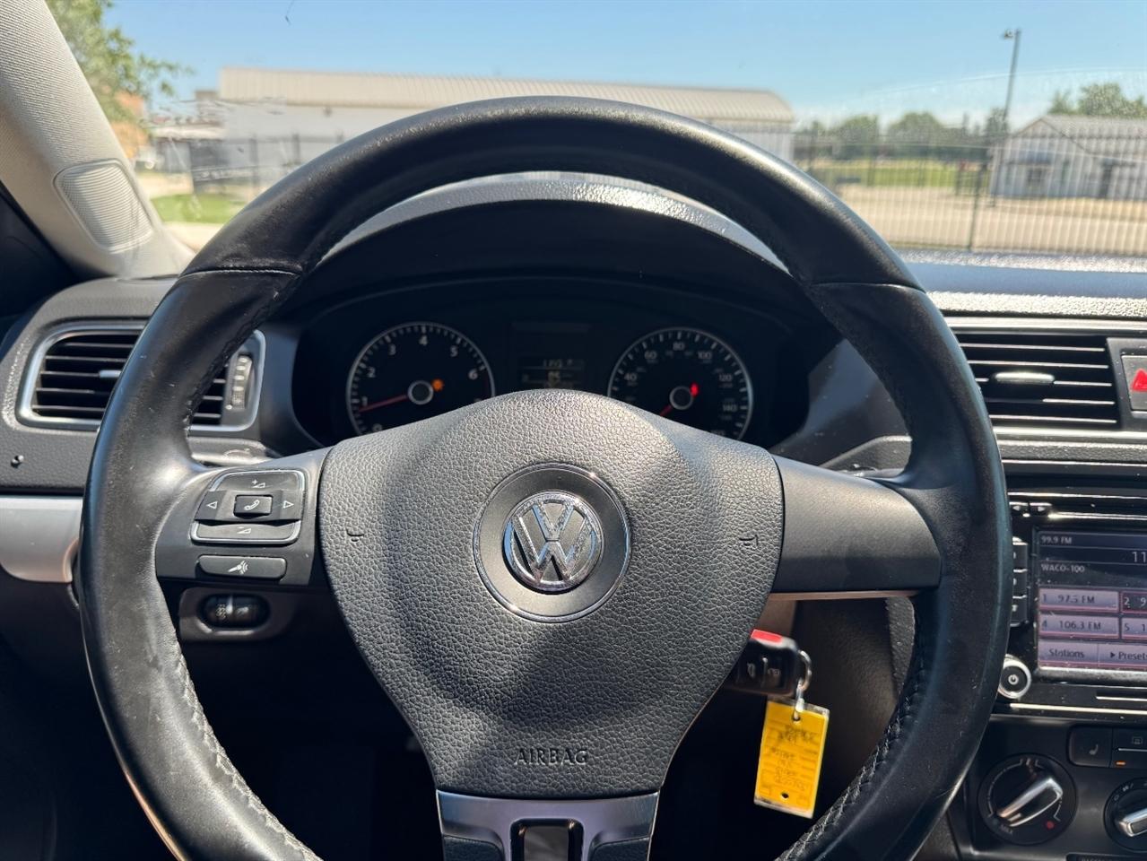 Volkswagen Jetta SE 2013