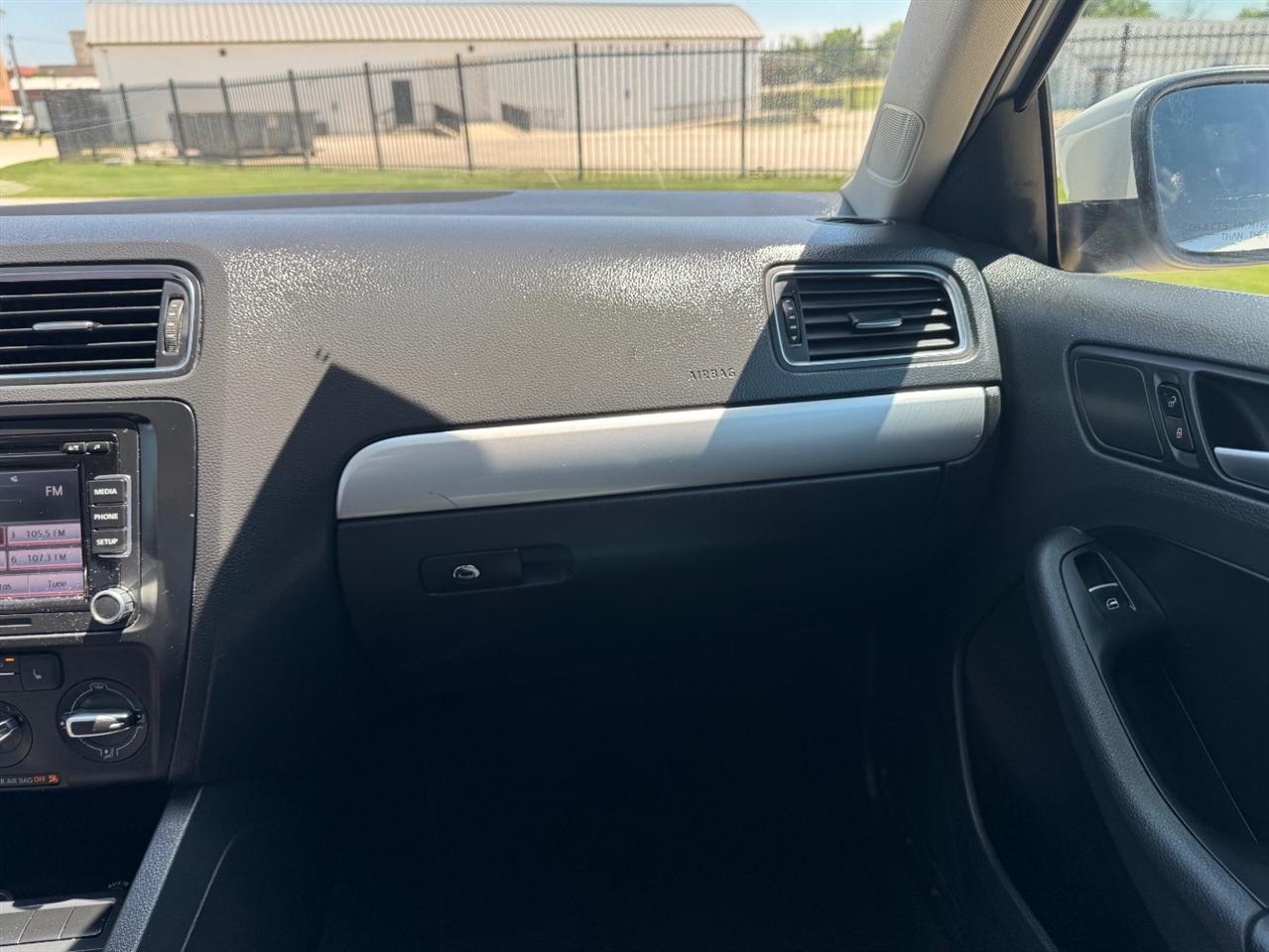 Volkswagen Jetta SE 2013