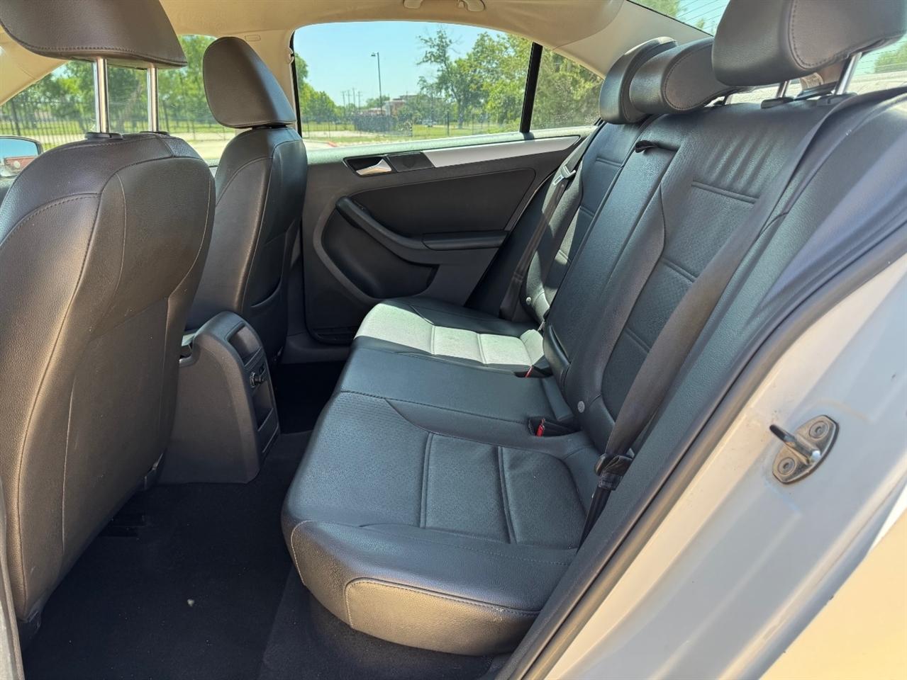 Volkswagen Jetta SE 2013