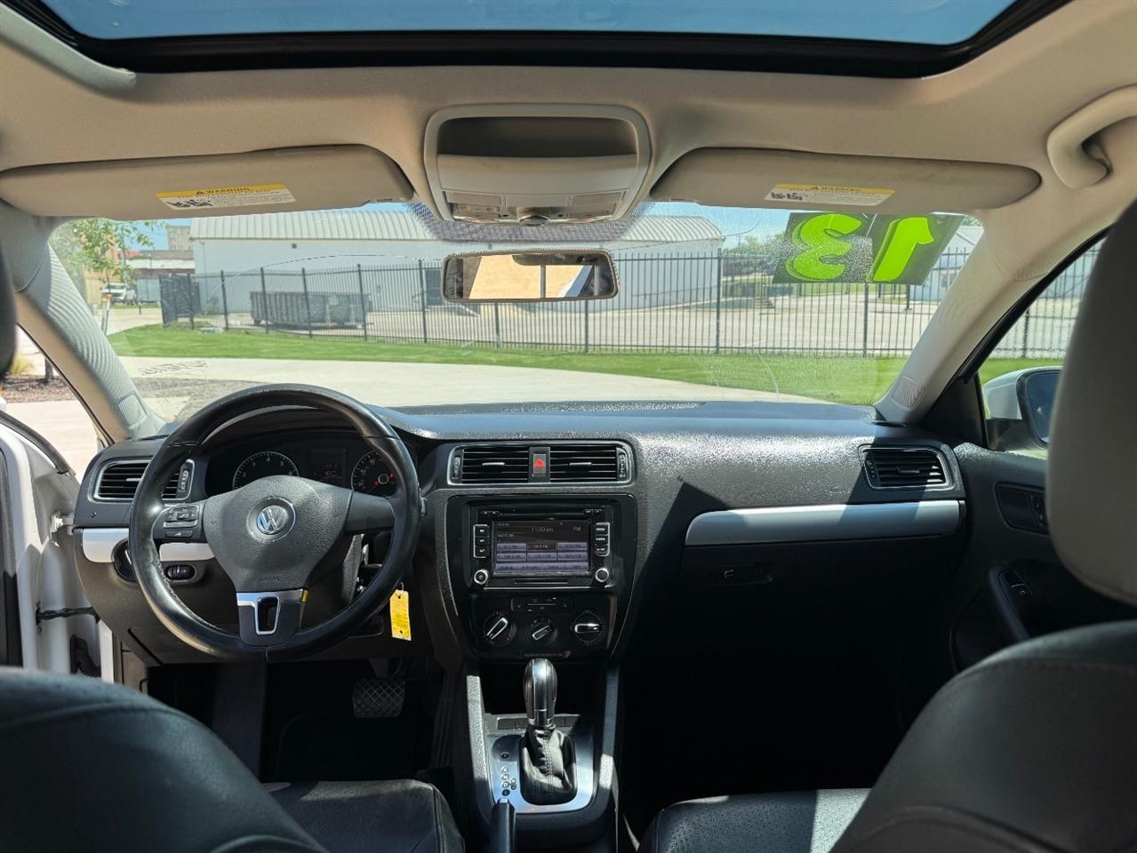 Volkswagen Jetta SE 2013