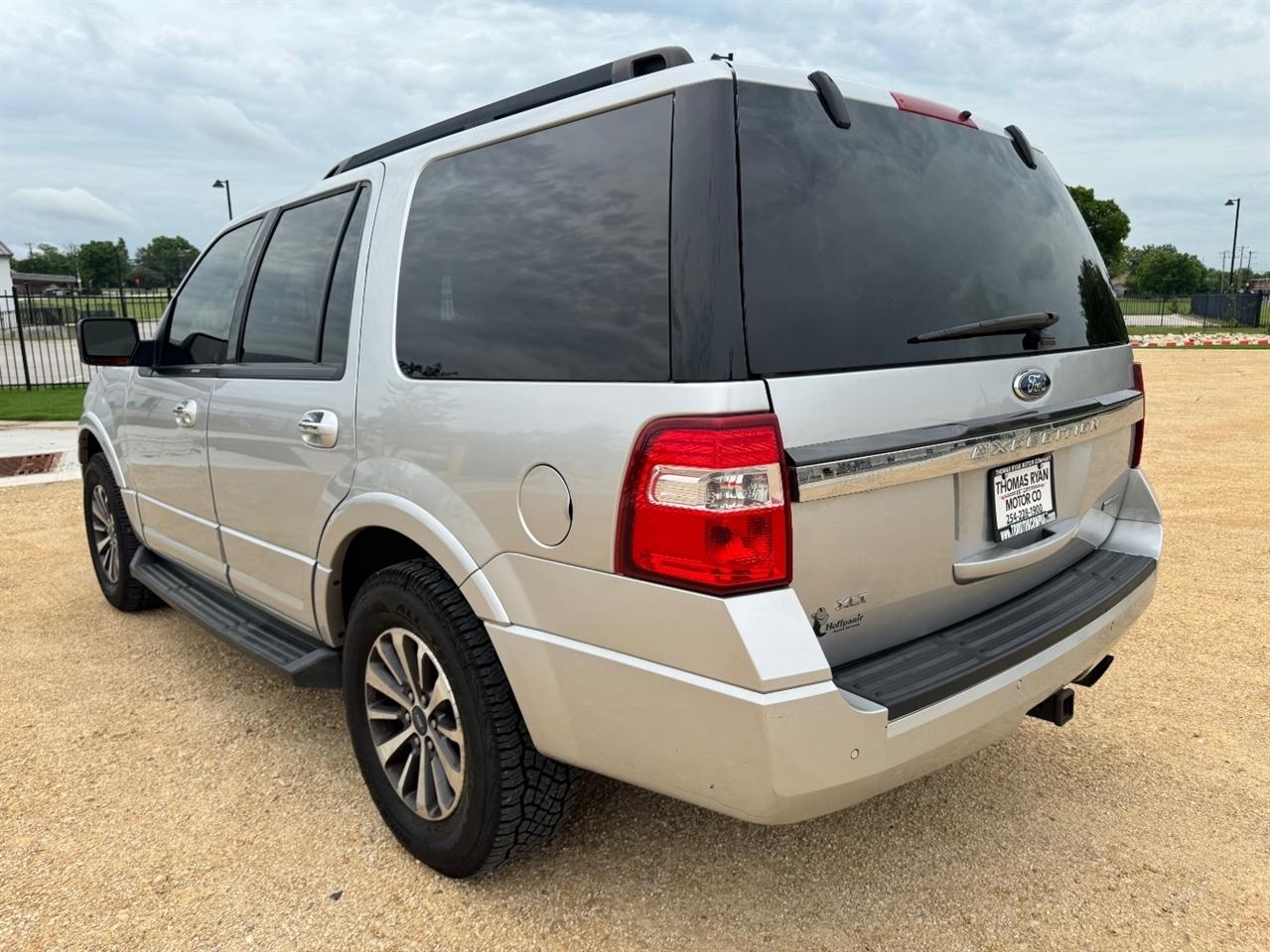 Ford Expedition XLT 2WD 2015