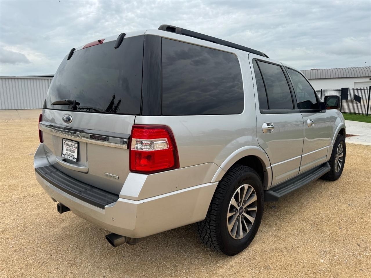 Ford Expedition XLT 2WD 2015