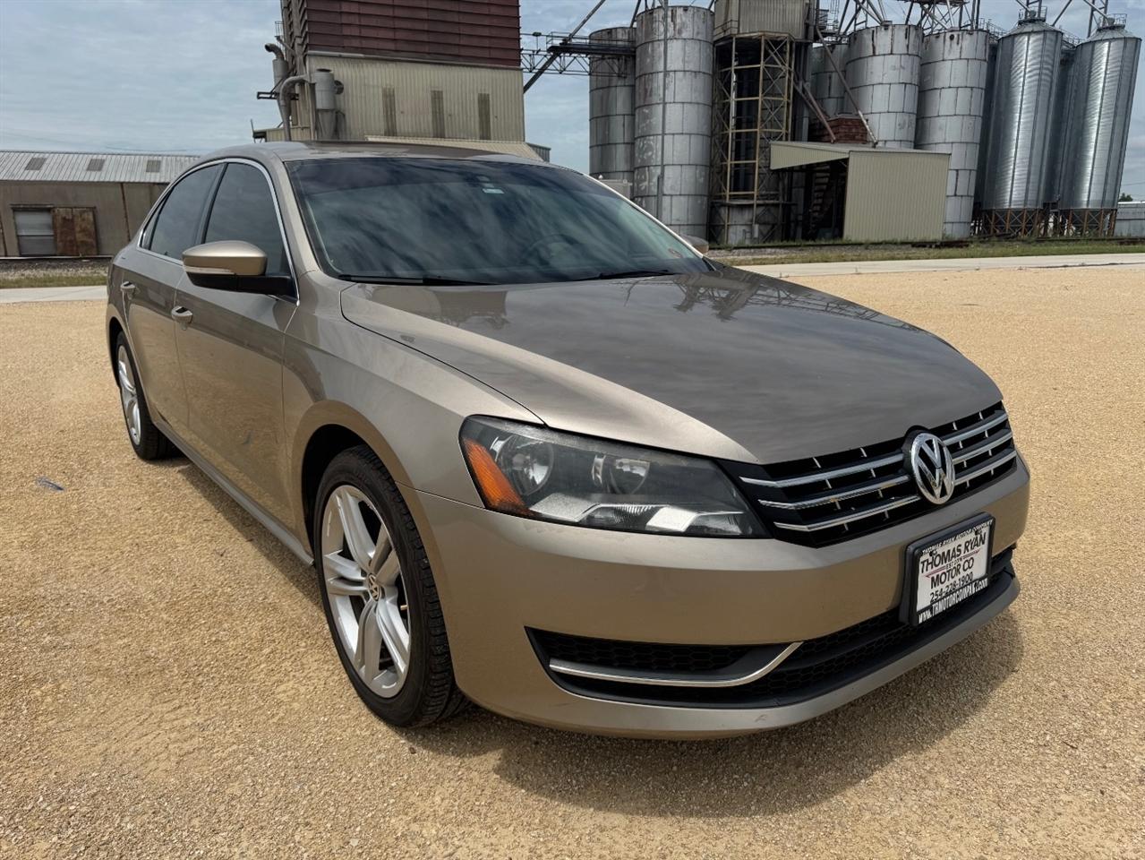 2015 Volkswagen Passat 2.0L SE w/Sunroof TDI's photo