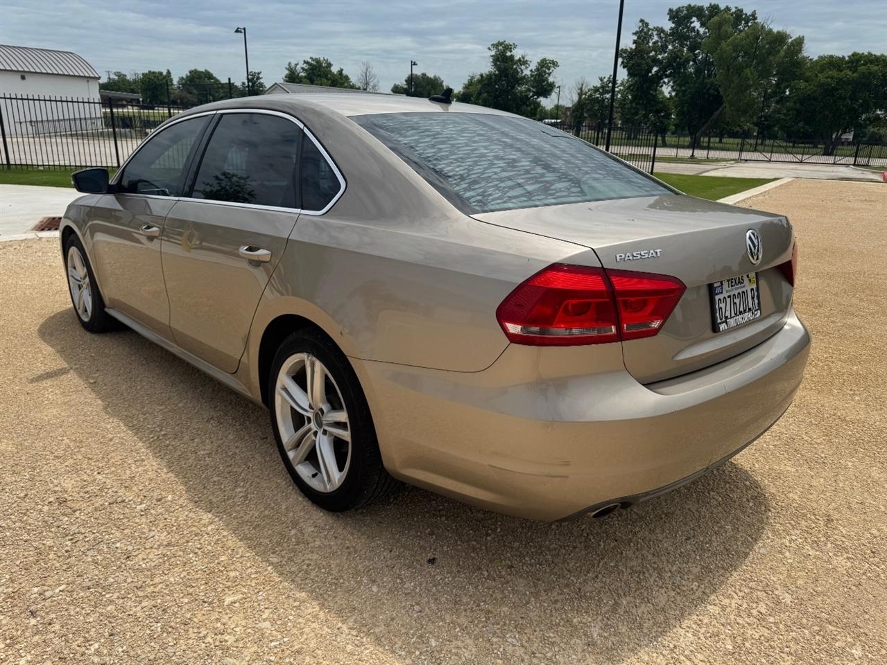 Volkswagen Passat TDI SE 6M 2015