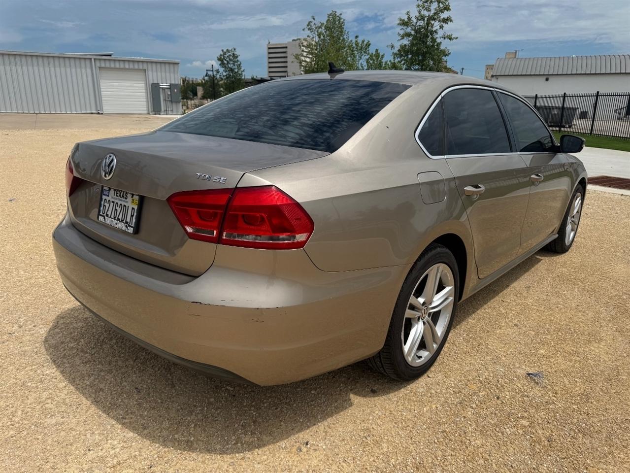 Volkswagen Passat TDI SE 6M 2015