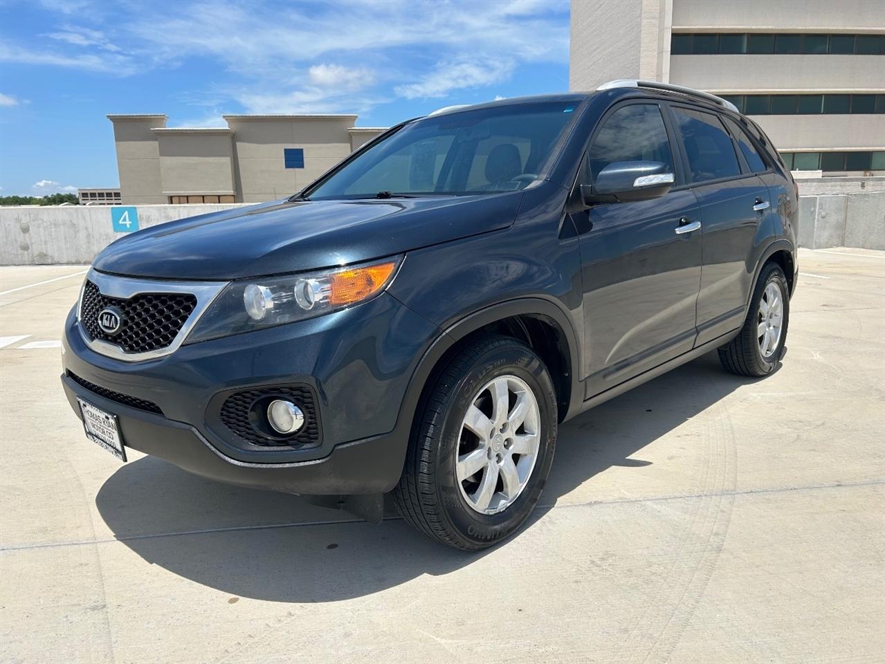 2013 Kia Sorento LX 2WD