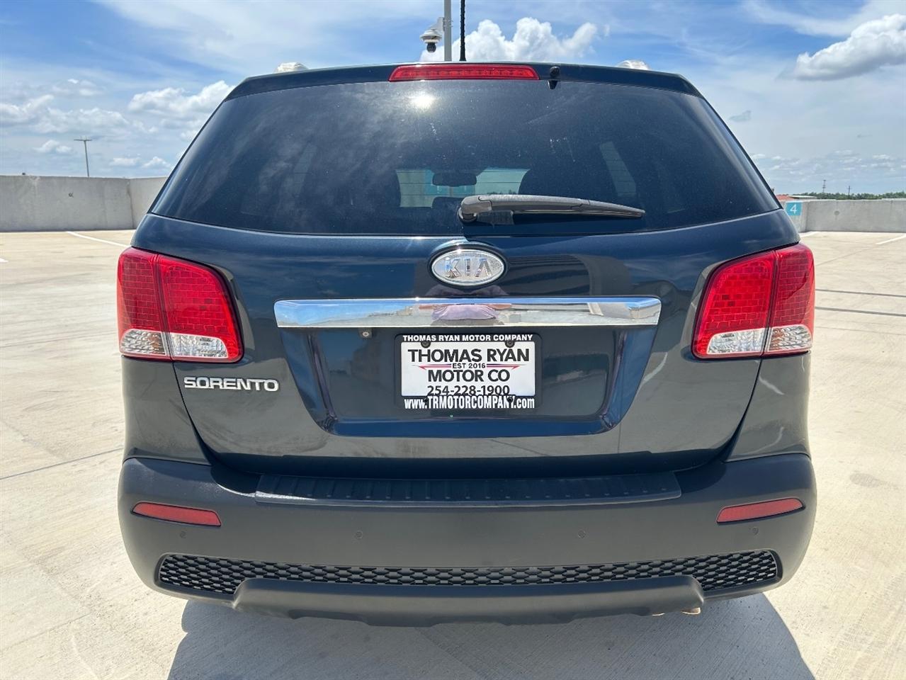 Kia Sorento LX 2WD 2013