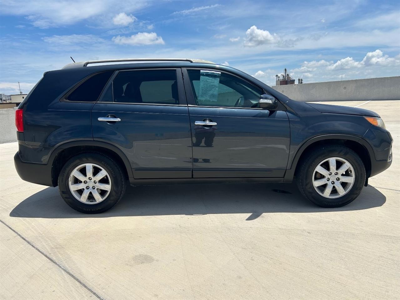 Kia Sorento LX 2WD 2013