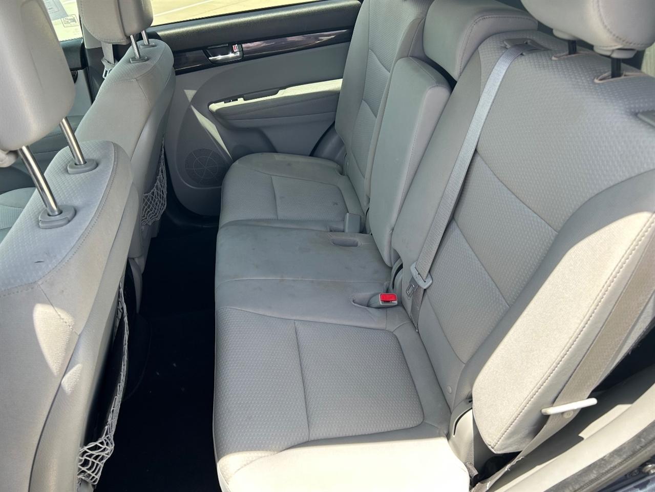 Kia Sorento LX 2WD 2013