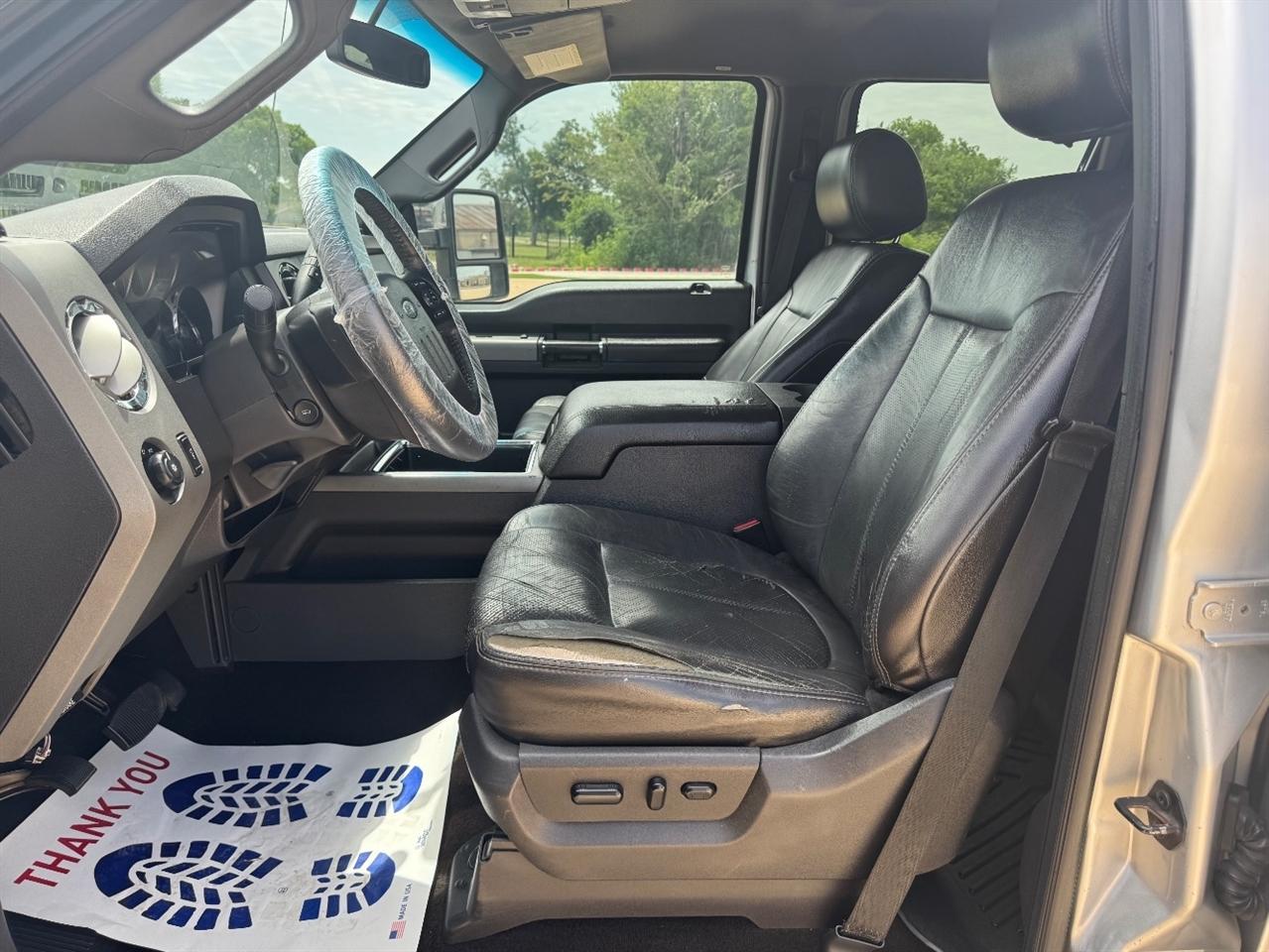 Ford F-250 SD Lariat Crew Cab 4WD 2012