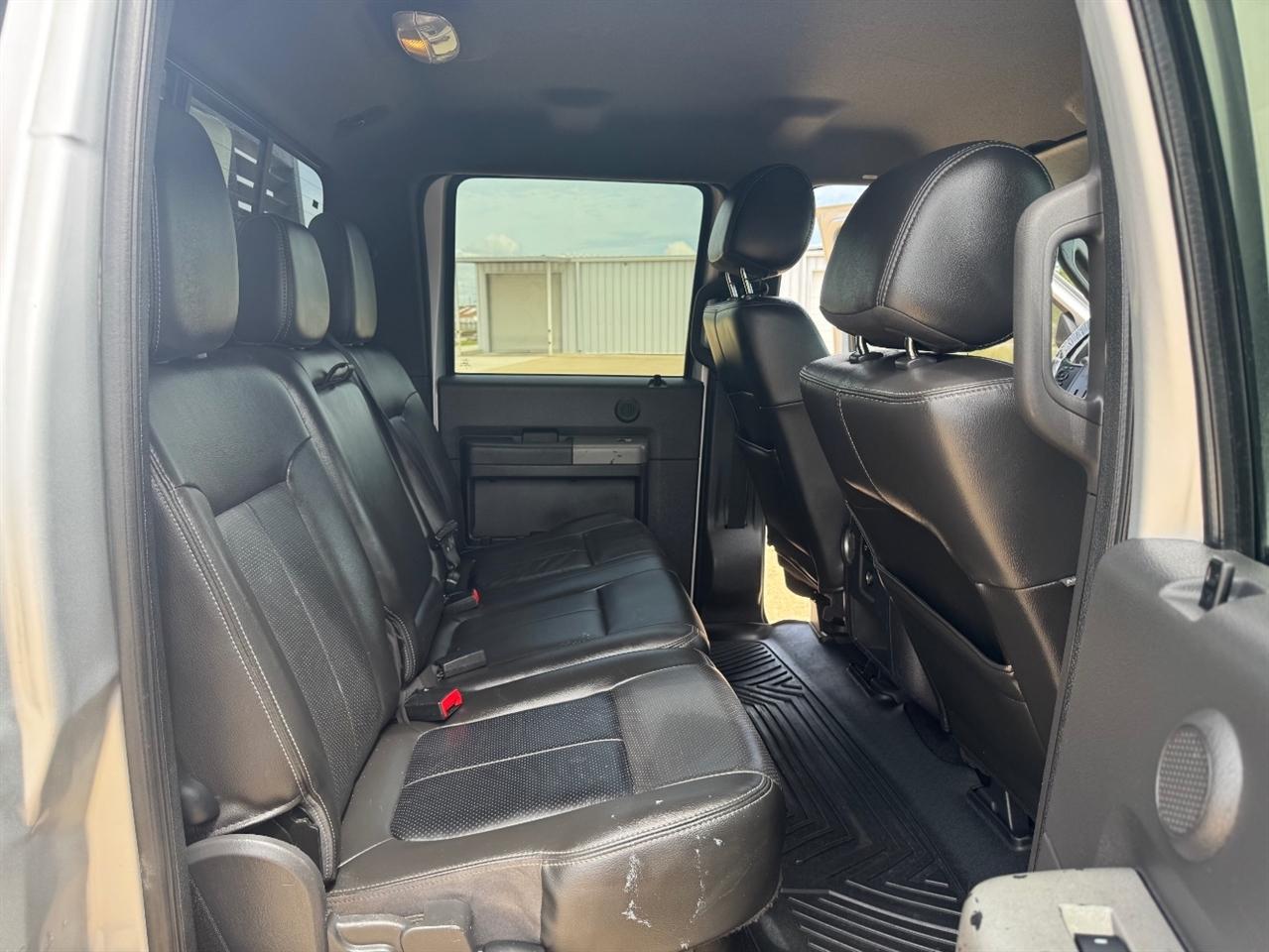Ford F-250 SD Lariat Crew Cab 4WD 2012