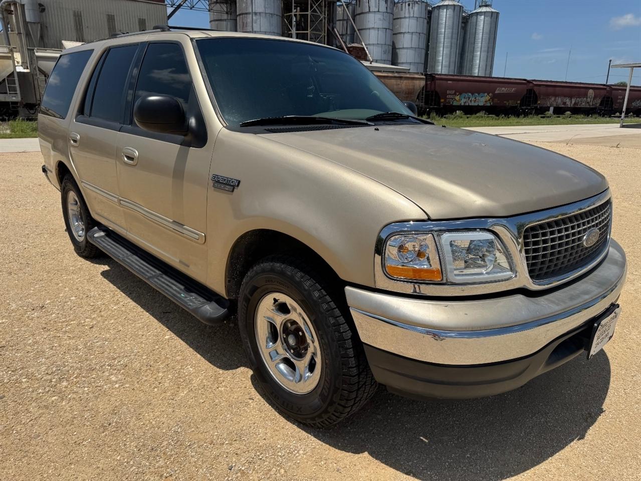 2000 Ford Expedition XLT 2WD
