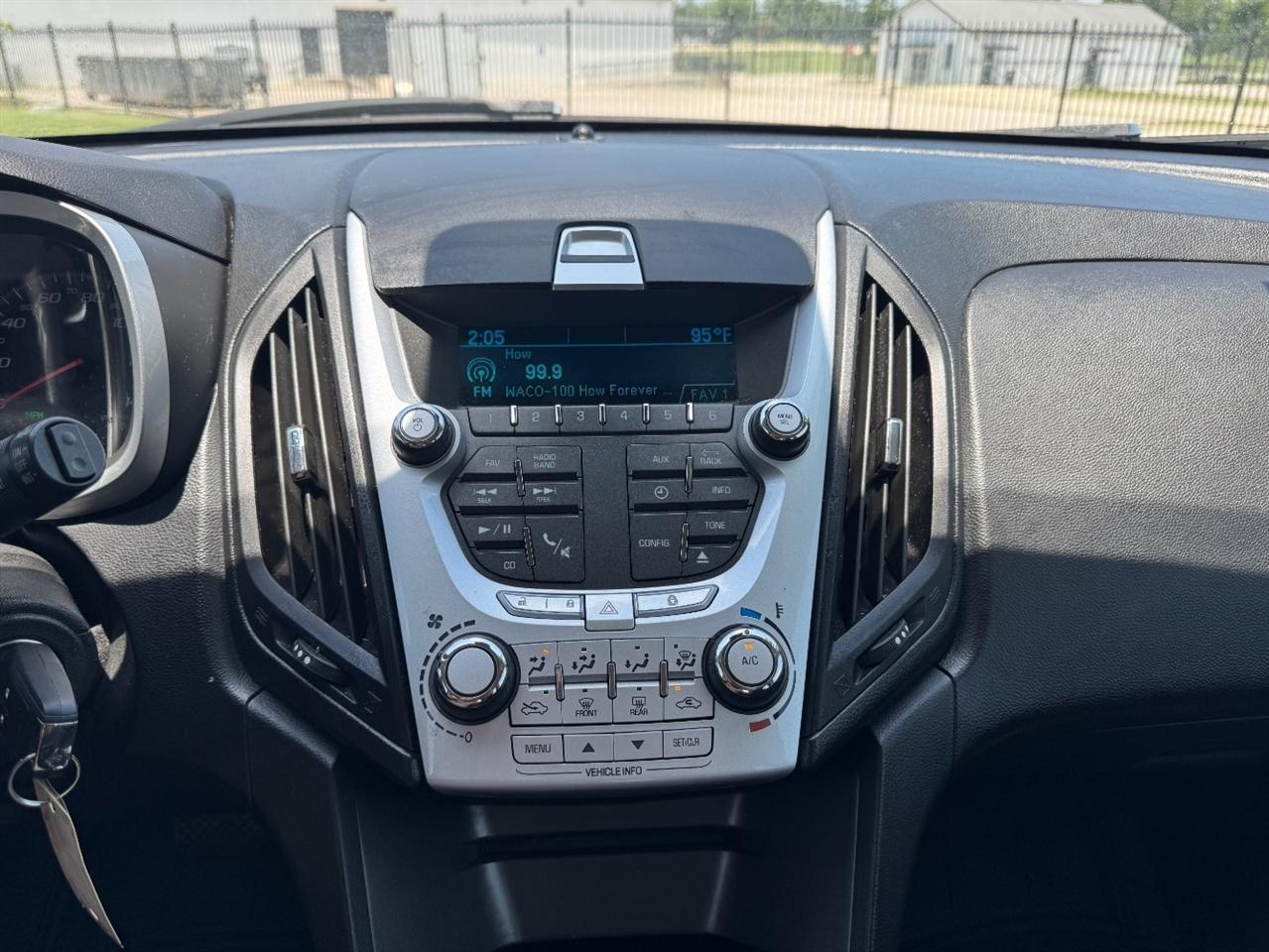 Chevrolet Equinox LS 2WD 2015