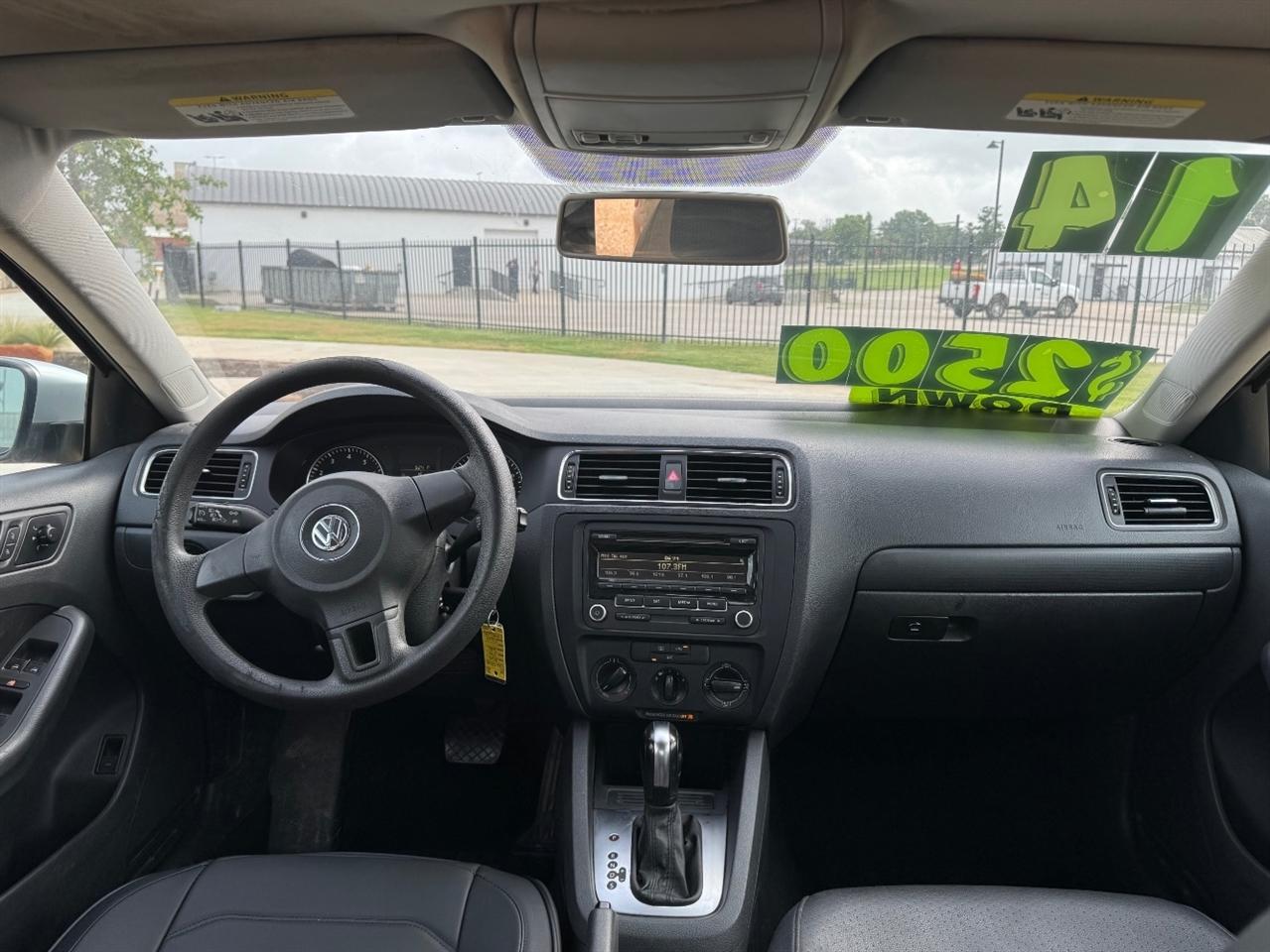 Volkswagen Jetta SE 2014