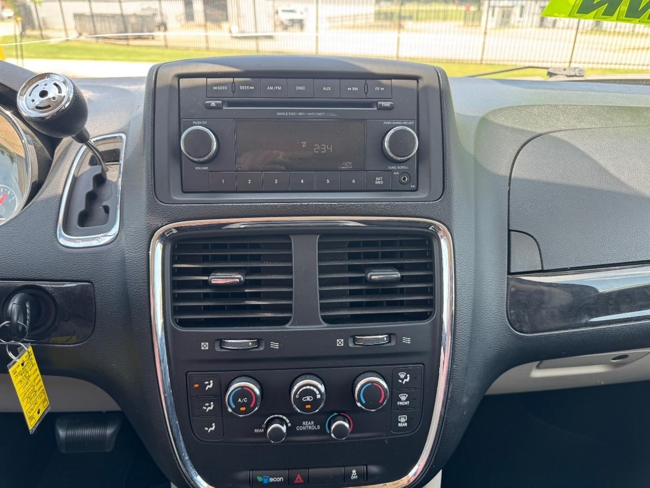 Dodge Grand Caravan SXT 2013